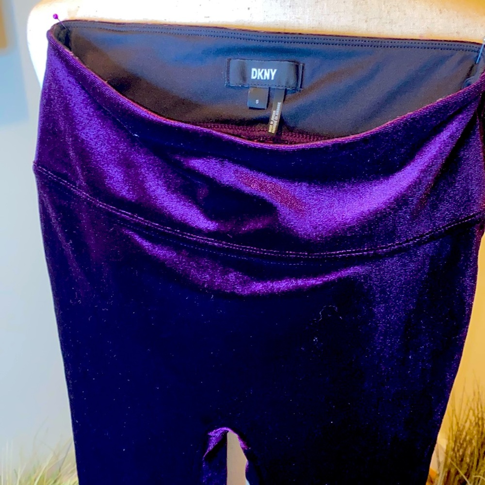 DKNY leggings purple velvet. Small. Woman’s.